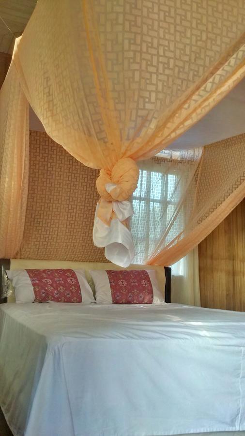Jonaths Cottage Бунакен Екстер'єр фото